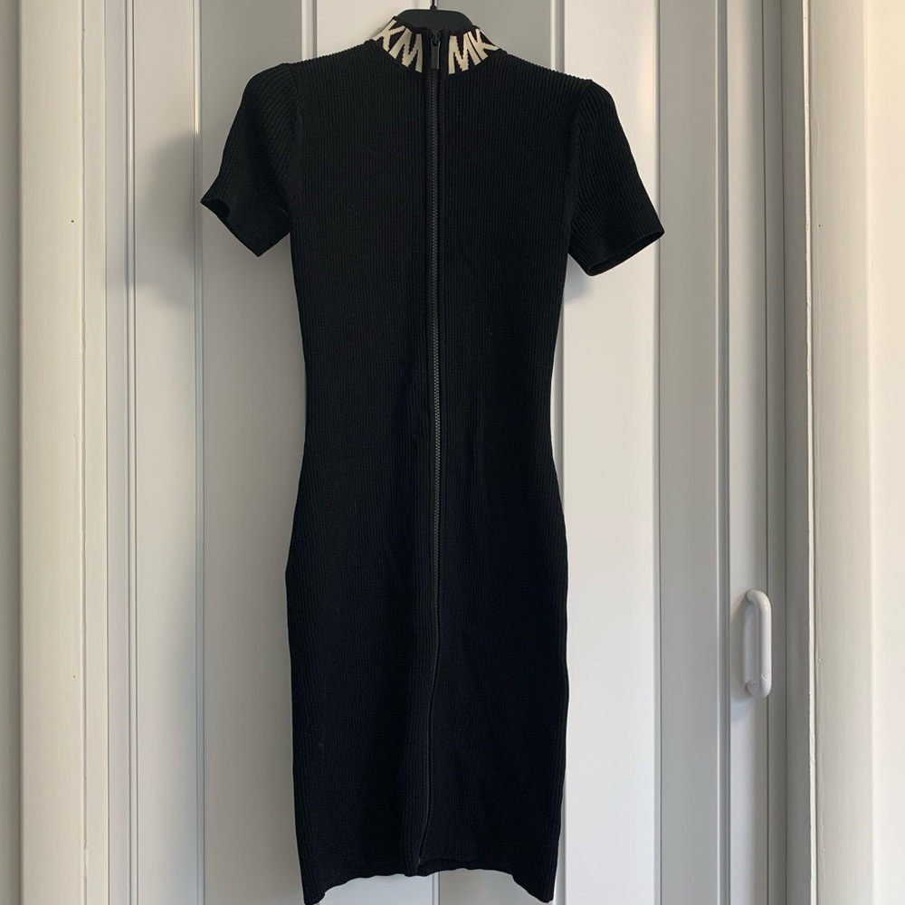 MICHAEL KORS RIBBED FRONT ZIP DRESS